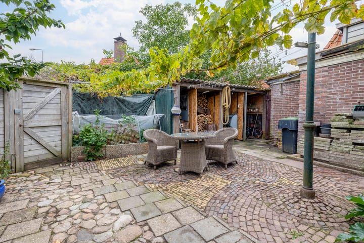 Photo 34 of Sint Odulphusstraat 4