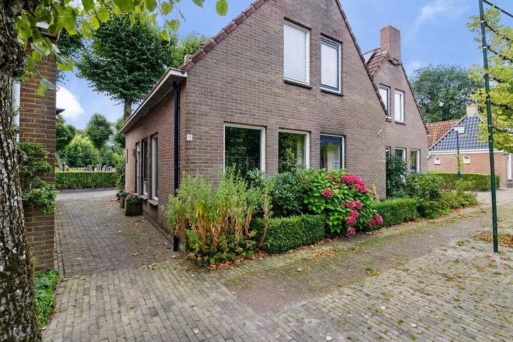 Bekijk foto 33 van Voorstraat 13