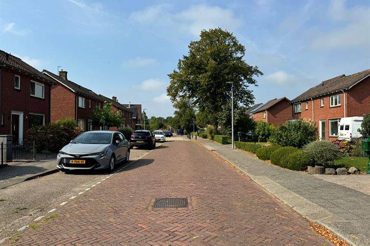 Bekijk foto 27 van Lindenlaan 30