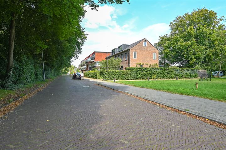 Bekijk foto 66 van Dinkgrevelaan 19