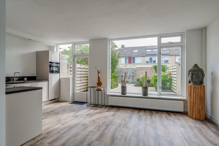 Foto 15 van Iepenlaan 83