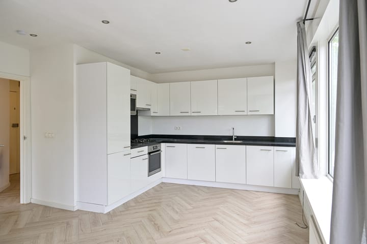 Foto 3 van Nobelstraat 131-02