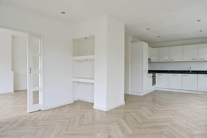 Foto 6 van Nobelstraat 131-02