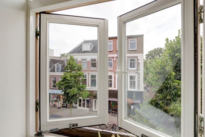 Bekijk foto 16 van Biltstraat 48-D