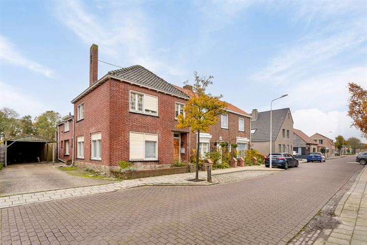 Bekijk foto 2 van Brieversstraat 49