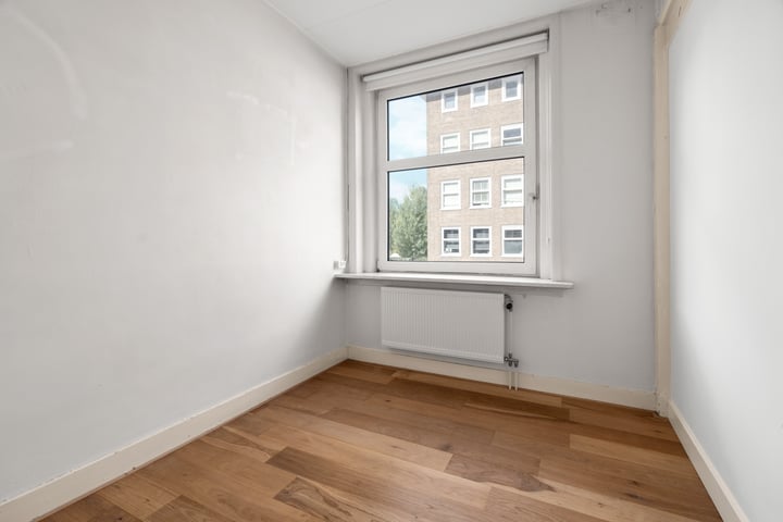 Bekijk foto 9 van Antillenstraat 45-1