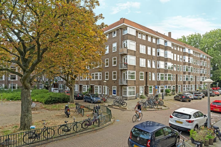 Bekijk foto 17 van Antillenstraat 45-1