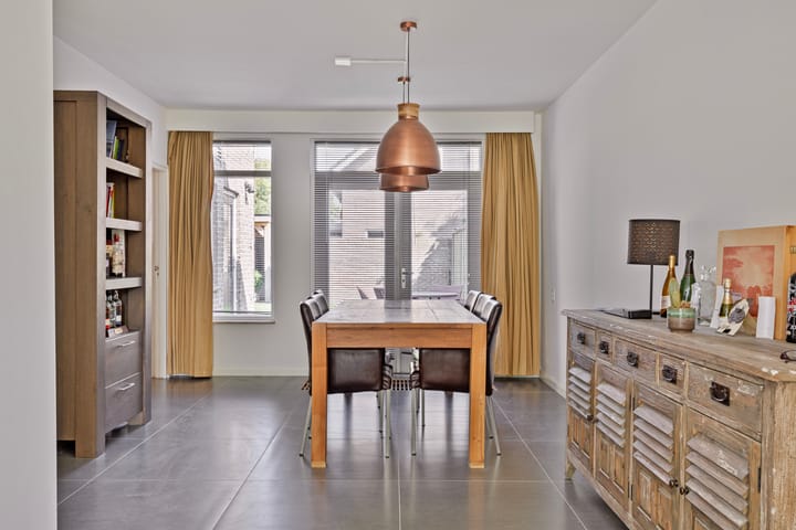 Foto 10 van Narcislaan 34