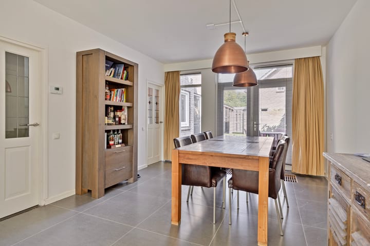 Foto 12 van Narcislaan 34