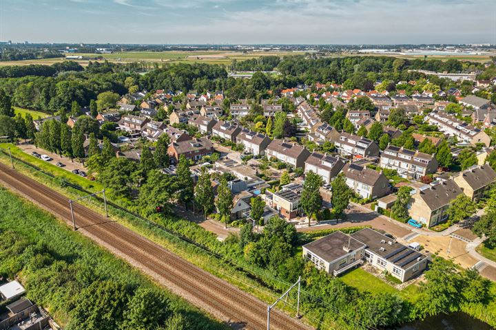 Bekijk foto 30 van Rooseveltlaan 3