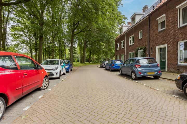 Bekijk foto 37 van Reigerstraat 14