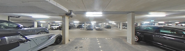 Bekijk 360° foto van garage van Contrescarp 146