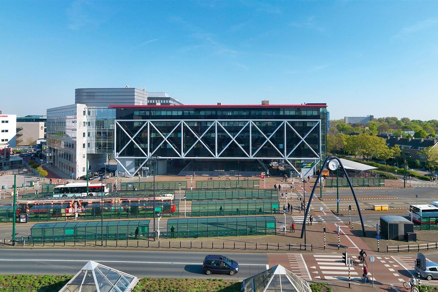 Bekijk foto 1 van Generaal Eisenhowerplein 111