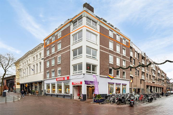 Bekijk foto 2 van Kruisherenstraat 97