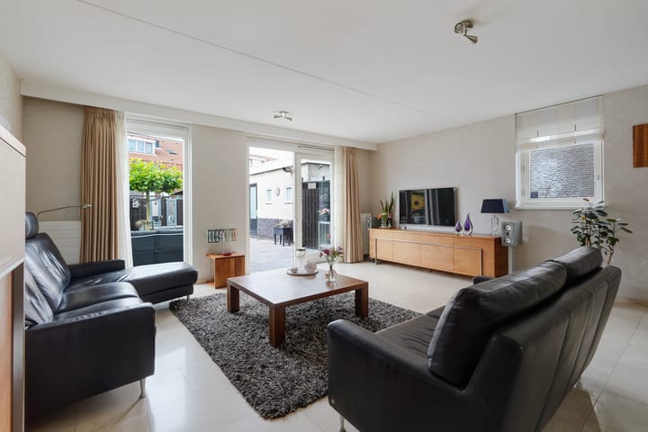 Foto 6 van Rietsingel 22