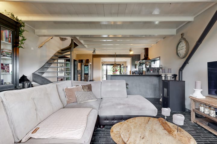 Foto 7 van Dronenlaantje 3