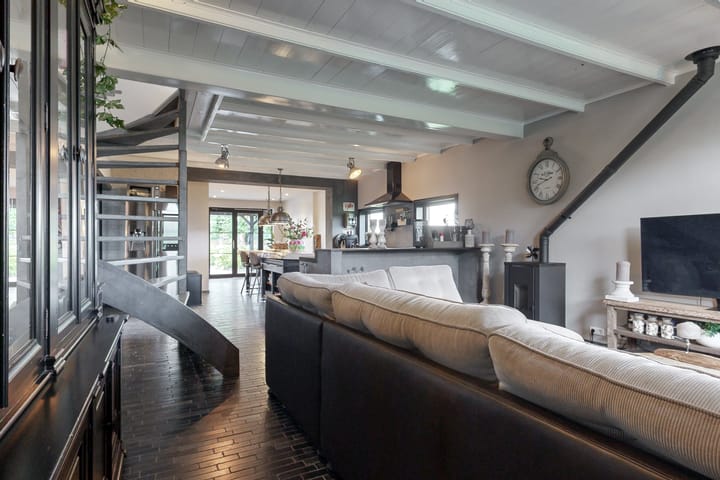 Foto 8 van Dronenlaantje 3