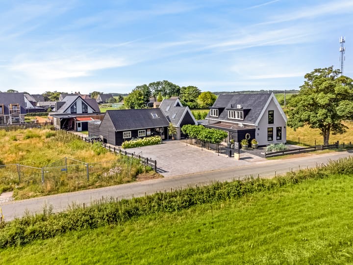 Foto 75 van Dronenlaantje 3