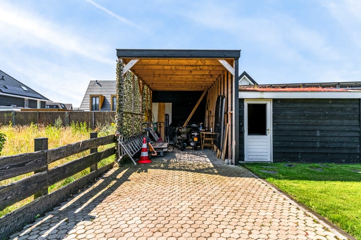 Foto 89 van Dronenlaantje 3