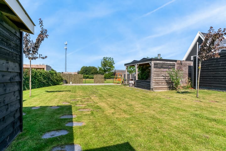 Foto 90 van Dronenlaantje 3