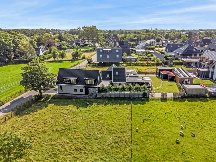 Foto 102 van Dronenlaantje 3