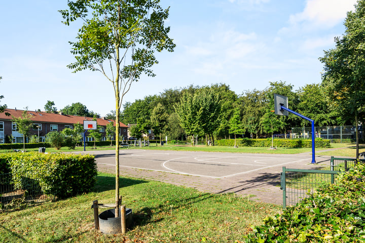 Bekijk foto 4 van Bernhardstraat 53-I