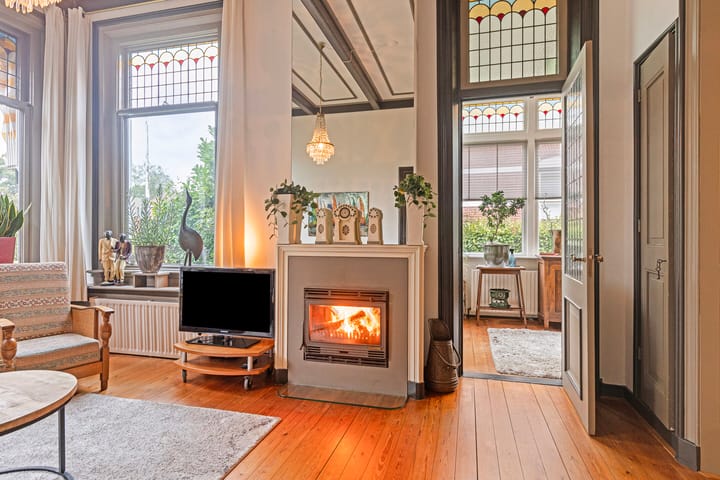 Photo 10 of Stationsweg 15