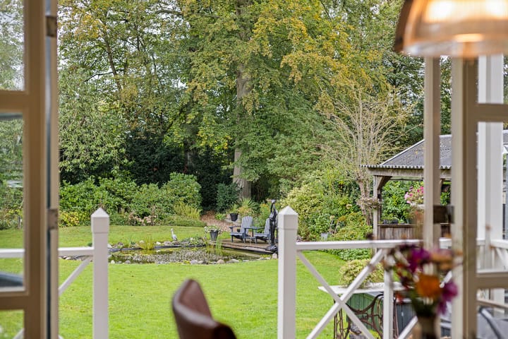 Photo 21 of Stationsweg 15