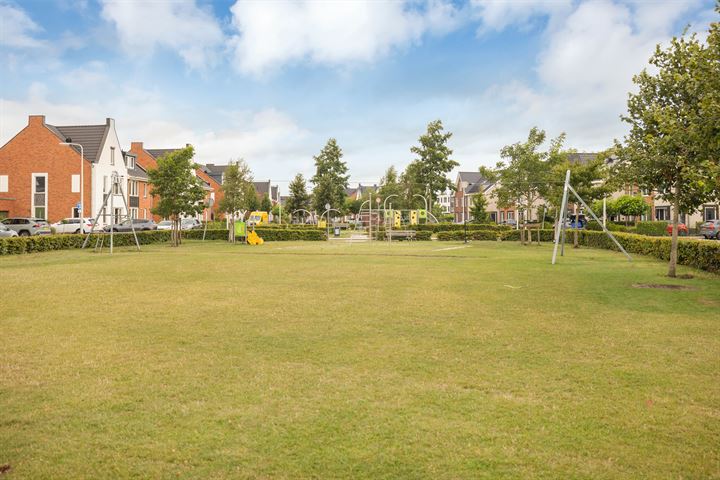 Bekijk foto 41 van IJsseloogwal 53