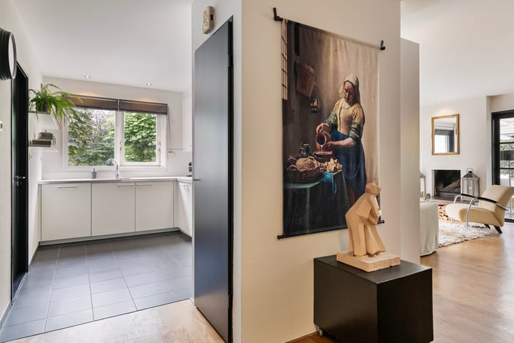 Foto 14 van van Middelhovenstraat 36