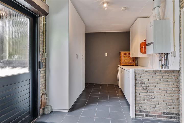 View photo 29 of van Middelhovenstraat 36