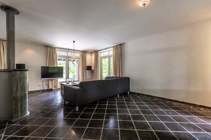 Foto 11 van Veldstraat 38