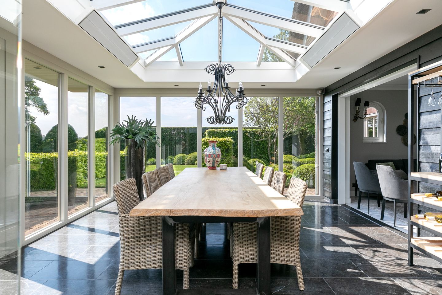 Foto 25 van Moerdijkse Postbaan 111