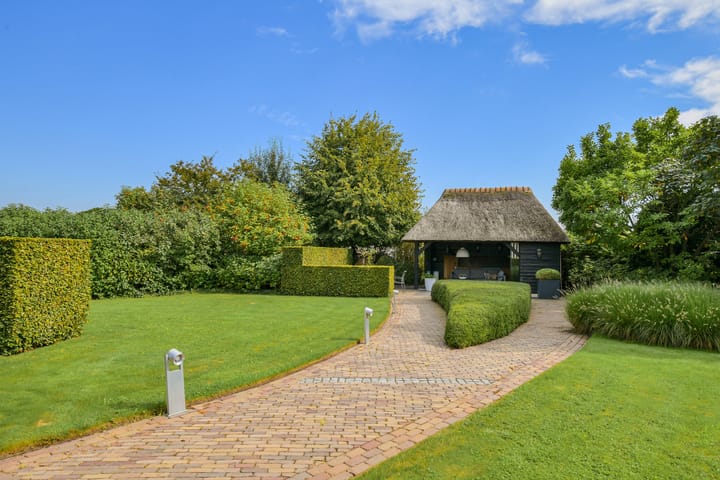 Foto 47 van Moerdijkse Postbaan 111