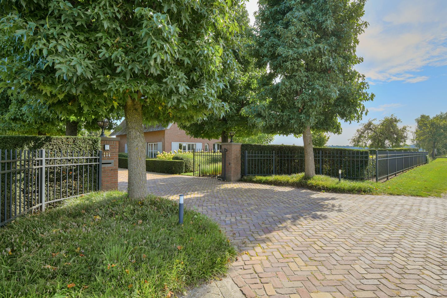 Foto 65 van Moerdijkse Postbaan 111