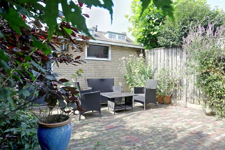 Bekijk foto 25 van Roerdompstraat 3