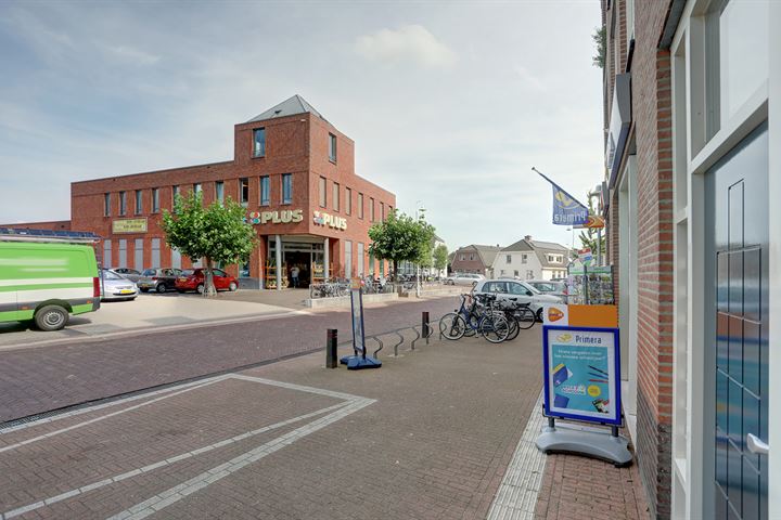 Bekijk foto 30 van Roerdompstraat 3