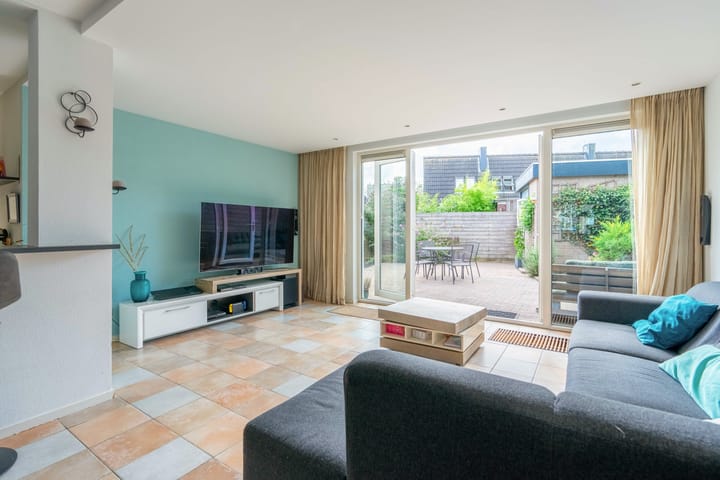 Foto 4 van Carry van Bruggenweg 13