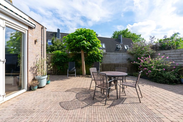 Foto 23 van Carry van Bruggenweg 13