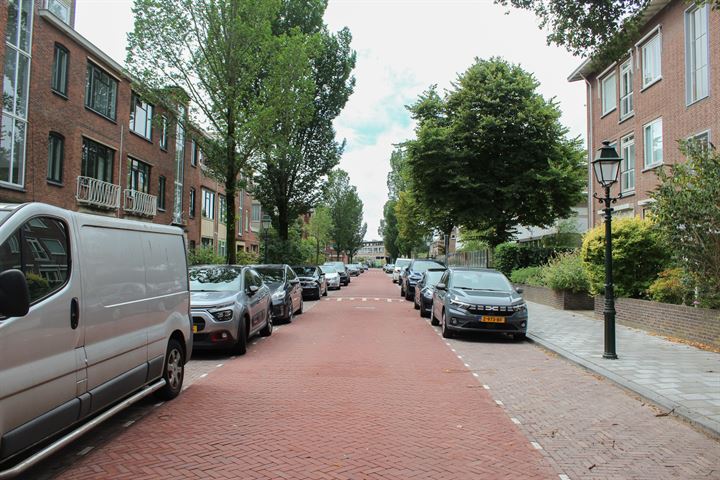 Bekijk foto 21 van Van Bleiswijkstraat 76