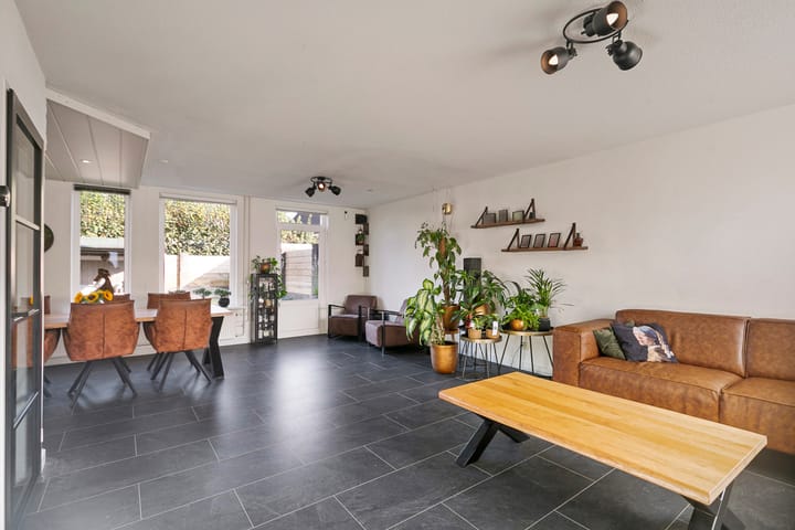 Foto 2 van Ridder van Dinterstraat 23