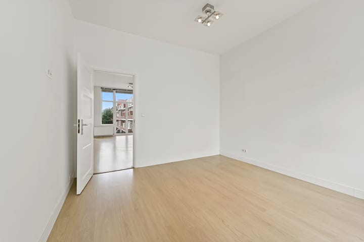 Foto 24 van Rotterdamsestraat 3