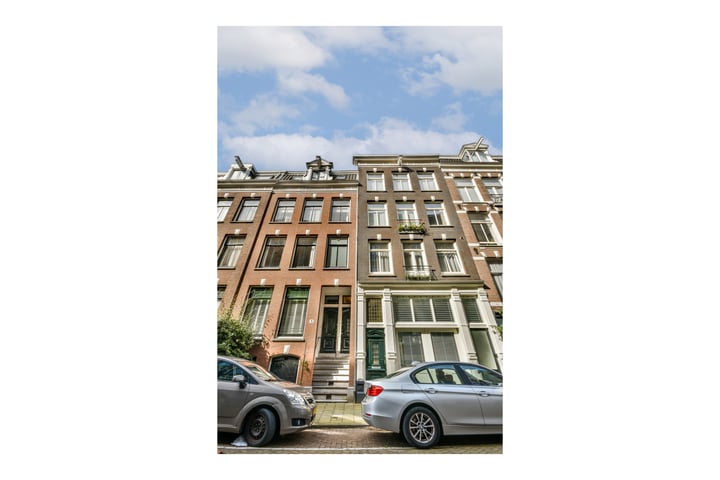 View photo 19 of Pieter Pauwstraat 8-1