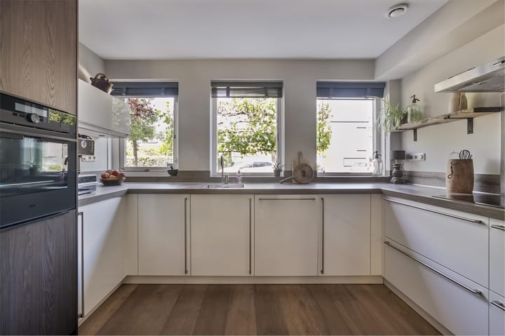 Photo 23 of Hans Lodeizenstraat 73