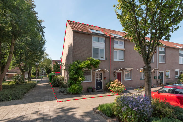 Bekijk foto 1 van Hilversumstraat 197