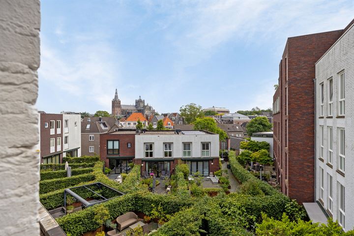 View photo 32 of Beurdsestraat 46