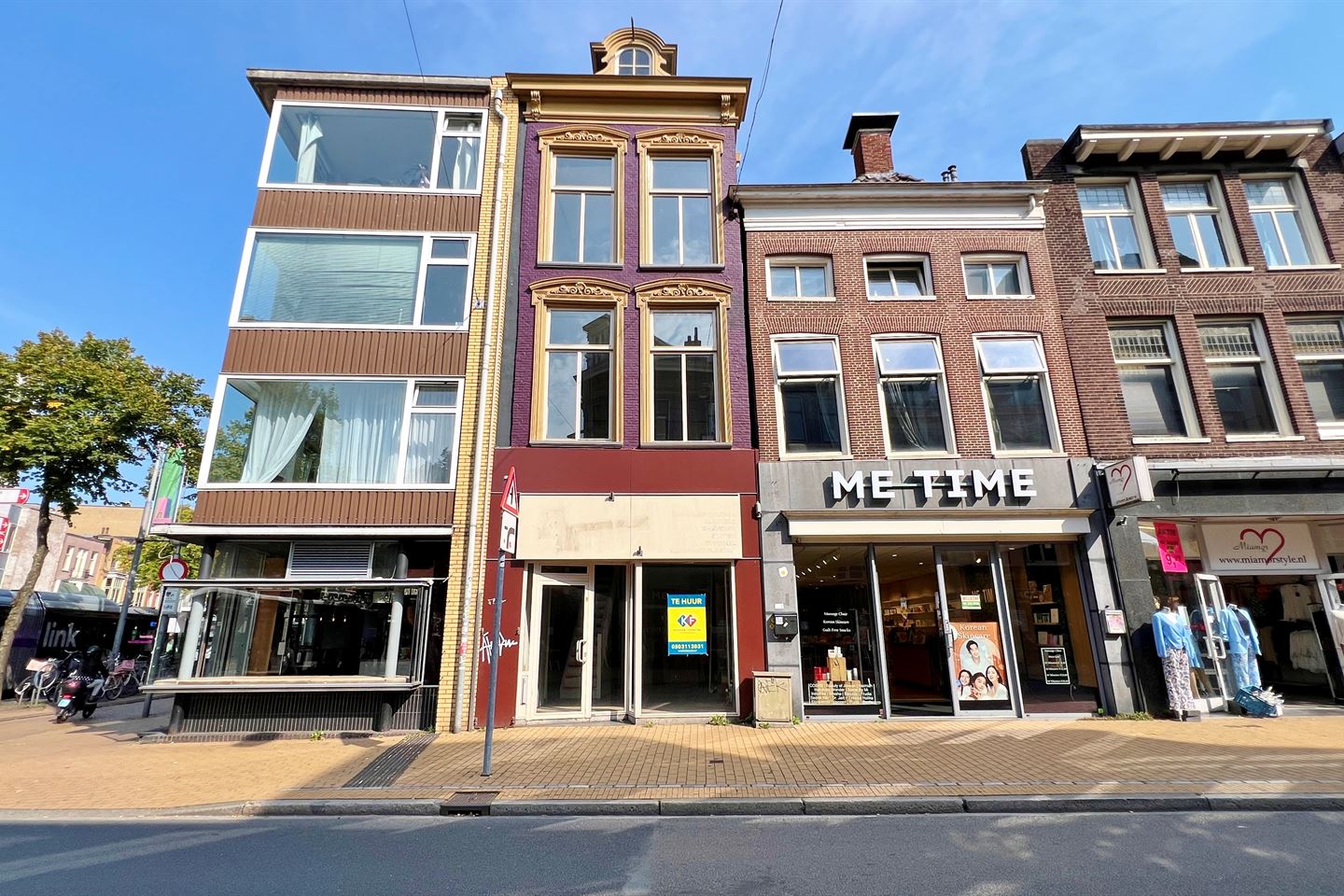 View photo 1 of Herestraat 82