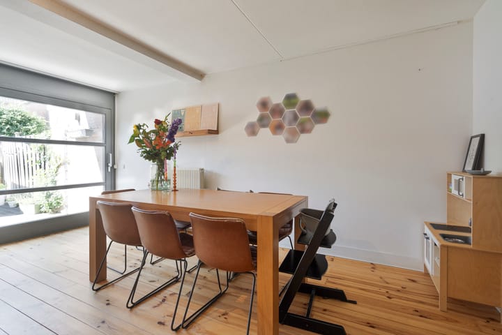 Photo 6 of Heugemerstraat 92