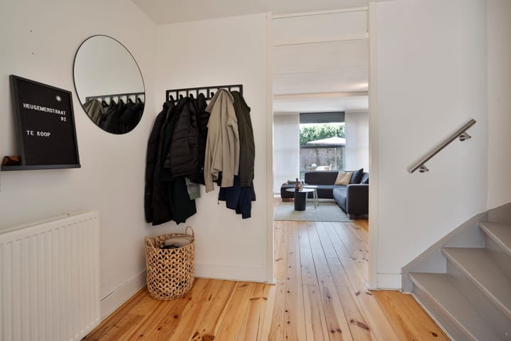 Photo 13 of Heugemerstraat 92