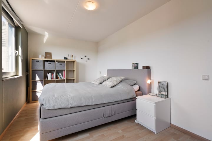 Photo 16 of Heugemerstraat 92